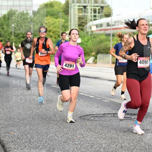 06.09.2026 - CURREX Alsterlauf Dr. Thomas Lammeyer http://msf.ph/oto/10132141 06.09.2026 09:56:03 Laufen 111, 5154, 36, 4291, 4091, 23, 56 meine-sportfotos.de