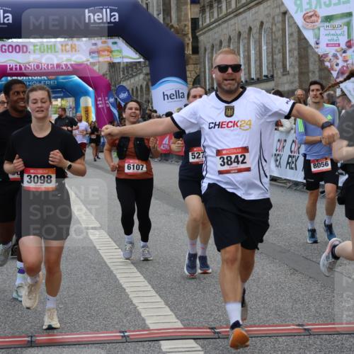 06.09.2026 - CURREX Alsterlauf Strokosch-Dieckow http://msf.ph/oto/10132142 06.09.2026 10:06:01 Ziel 3098, 3842, 3976, 4481, 4736, 4737, 4894, 5070, 5115, 5277, 5556, 5726, 5781, 6045, 6089, 6107, 6121, 6385, 8056, 8143 meine-sportfotos.de