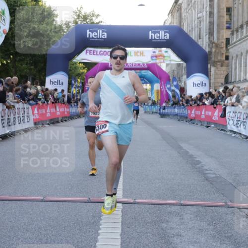 06.09.2026 - CURREX Alsterlauf Yannick Fuchs http://msf.ph/oto/10132167 06.09.2026 09:40:08 Ziel 2211, 2831, 3300, 4699, 5150, 5925 meine-sportfotos.de