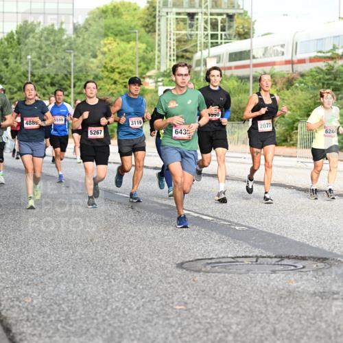 06.09.2026 - CURREX Alsterlauf Dr. Thomas Lammeyer http://msf.ph/oto/10132244 06.09.2026 09:56:13 Laufen 2749, 3969, 5599, 3414, 488, 3119, 5267, 643, 1990, 2077, 6244 meine-sportfotos.de