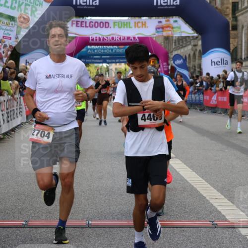 06.09.2026 - CURREX Alsterlauf Strokosch-Dieckow http://msf.ph/oto/10132256 06.09.2026 09:53:12 Ziel 2704, 3913, 4269, 4305, 4336, 4465, 4539, 4707, 4708, 4760, 5202, 5253, 5681, 5886, 5935, 6156, 8230, 8334 meine-sportfotos.de