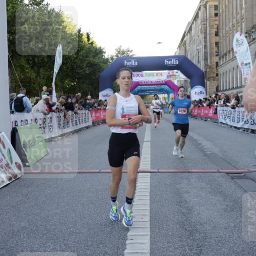 06.09.2026 - CURREX Alsterlauf Yannick Fuchs http://msf.ph/oto/10132267 06.09.2026 09:40:13 Ziel 2211, 2831, 3300, 4569, 5150, 5322, 5399, 5925, 5989, 6026 meine-sportfotos.de