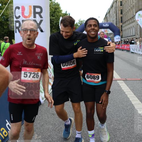 06.09.2026 - CURREX Alsterlauf Strokosch-Dieckow http://msf.ph/oto/10132272 06.09.2026 10:06:04 Ziel 2413, 2457, 2458, 3098, 3842, 3976, 4383, 4679, 4692, 4894, 5174, 5277, 5726, 5781, 6089, 6107, 6385, 8056, 8143, 8161 meine-sportfotos.de