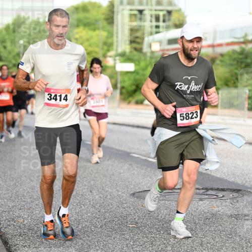 06.09.2026 - CURREX Alsterlauf Dr. Thomas Lammeyer http://msf.ph/oto/10132306 06.09.2026 09:56:19 Laufen 3414, 2025, 3801, 6059, 5823 meine-sportfotos.de