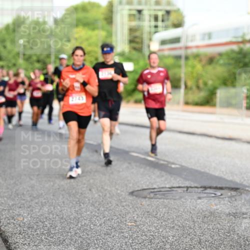 06.09.2026 - CURREX Alsterlauf Dr. Thomas Lammeyer http://msf.ph/oto/10132334 06.09.2026 09:56:22 Laufen 2743, 11 meine-sportfotos.de