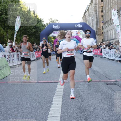 06.09.2026 - CURREX Alsterlauf Yannick Fuchs http://msf.ph/oto/10132346 06.09.2026 09:40:16 Ziel 2299, 2831, 3300, 4569, 5150, 5302, 5322, 5399, 5783, 5828, 5925, 5989, 6026, 6222 meine-sportfotos.de