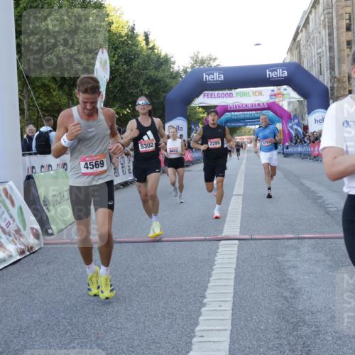 06.09.2026 - CURREX Alsterlauf Yannick Fuchs http://msf.ph/oto/10132374 06.09.2026 09:40:18 Ziel 2299, 2831, 3990, 4569, 4636, 5150, 5302, 5322, 5399, 5783, 5828, 5989, 6026, 6222 meine-sportfotos.de