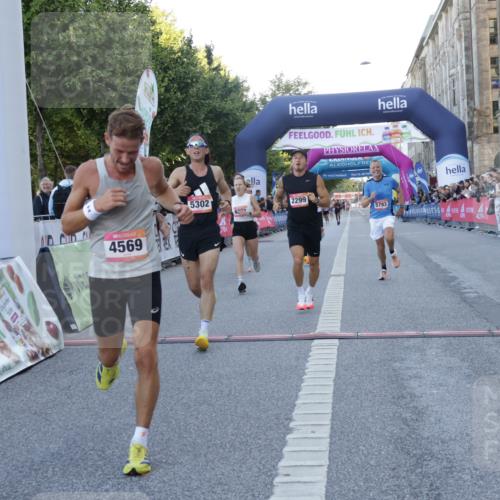 06.09.2026 - CURREX Alsterlauf Yannick Fuchs http://msf.ph/oto/10132384 06.09.2026 09:40:18 Ziel 2299, 2831, 3990, 4569, 4636, 5150, 5302, 5322, 5399, 5783, 5828, 5989, 6026, 6222 meine-sportfotos.de