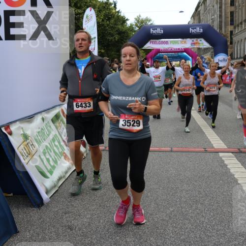 06.09.2026 - CURREX Alsterlauf Strokosch-Dieckow http://msf.ph/oto/10132403 06.09.2026 10:06:12 Ziel 2196, 2413, 2457, 2458, 2761, 2762, 2763, 2779, 3130, 3228, 3247, 3337, 3515, 3529, 3674, 3677, 3980, 4110, 4344, 4383, 4545, 4679, 4692, 4873, 5174, 5303, 5689, 6093, 6433, 8161 meine-sportfotos.de