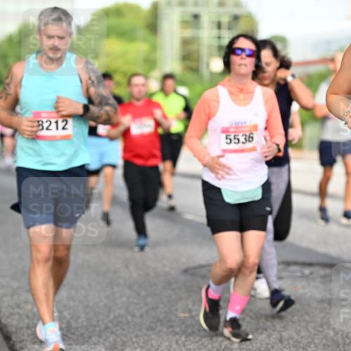 06.09.2026 - CURREX Alsterlauf Dr. Thomas Lammeyer http://msf.ph/oto/10132411 06.09.2026 09:56:29 Laufen 8212, 5536, 3179 meine-sportfotos.de
