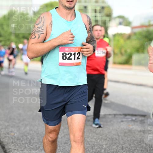 06.09.2026 - CURREX Alsterlauf Dr. Thomas Lammeyer http://msf.ph/oto/10132420 06.09.2026 09:56:30 Laufen 8212, 5530 meine-sportfotos.de