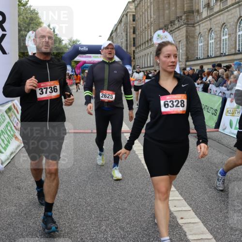 06.09.2026 - CURREX Alsterlauf Strokosch-Dieckow http://msf.ph/oto/10132559 06.09.2026 10:06:24 Ziel 2266, 2625, 2863, 3130, 3247, 3736, 3772, 3942, 3947, 4027, 4075, 4508, 4650, 4873, 5003, 5181, 5364, 5600, 6093, 6308, 6328, 6350, 8183 meine-sportfotos.de