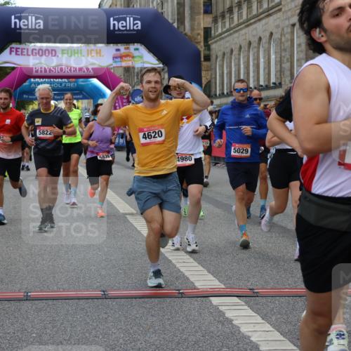 06.09.2026 - CURREX Alsterlauf Strokosch-Dieckow http://msf.ph/oto/10132576 06.09.2026 09:53:31 Ziel 2536, 2561, 2666, 2766, 2782, 3205, 3531, 3953, 4572, 4620, 4749, 4808, 4937, 4945, 4980, 5029, 5133, 5236, 5546, 5656, 5822, 5839, 6372, 6455, 8006, 8133, 8135 meine-sportfotos.de
