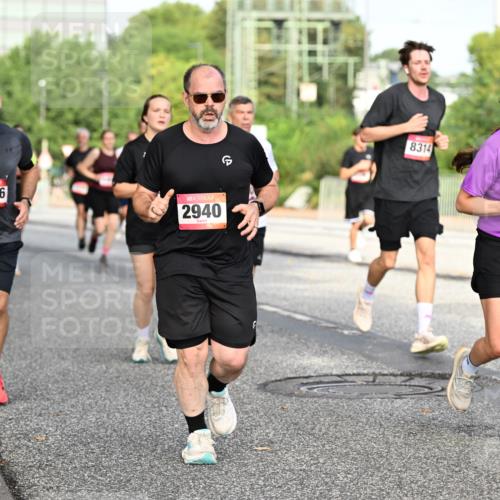 06.09.2026 - CURREX Alsterlauf Dr. Thomas Lammeyer http://msf.ph/oto/10132581 06.09.2026 09:56:48 Laufen 2856, 2940, 8314, 028 meine-sportfotos.de