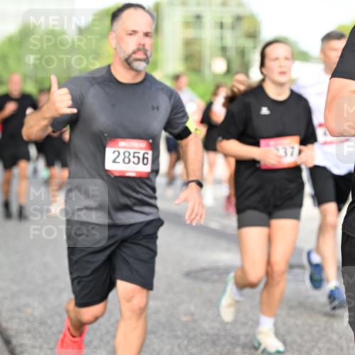 06.09.2026 - CURREX Alsterlauf Dr. Thomas Lammeyer http://msf.ph/oto/10132599 06.09.2026 09:56:50 Laufen 2856, 29 meine-sportfotos.de