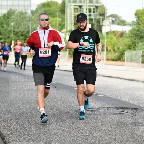06.09.2026 - CURREX Alsterlauf Dr. Thomas Lammeyer http://msf.ph/oto/10132715 06.09.2026 09:57:01 Laufen 6291, 6258 meine-sportfotos.de