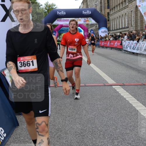 06.09.2026 - CURREX Alsterlauf Strokosch-Dieckow http://msf.ph/oto/10132797 06.09.2026 09:53:49 Ziel 2537, 3102, 3661, 4571, 4617, 5483, 5884, 5987, 6477 meine-sportfotos.de
