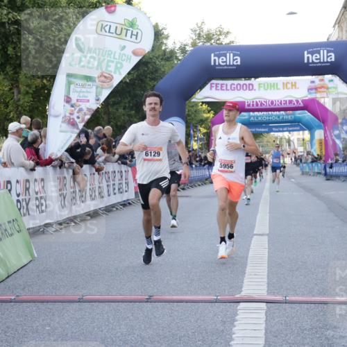 06.09.2026 - CURREX Alsterlauf Yannick Fuchs http://msf.ph/oto/10132855 06.09.2026 09:40:43 Ziel 2131, 5138, 5956, 6129, 6196, 8191 meine-sportfotos.de
