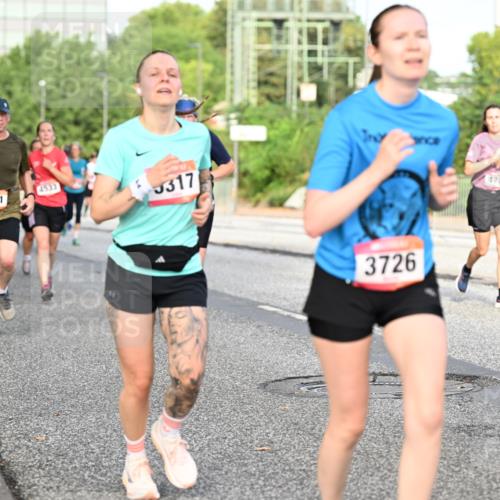 06.09.2026 - CURREX Alsterlauf Dr. Thomas Lammeyer http://msf.ph/oto/10133039 06.09.2026 09:57:33 Laufen 6231, 4533, 5317, 3726, 4712, 5 meine-sportfotos.de