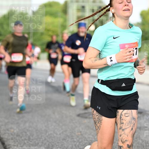 06.09.2026 - CURREX Alsterlauf Dr. Thomas Lammeyer http://msf.ph/oto/10133050 06.09.2026 09:57:34 Laufen 8 meine-sportfotos.de