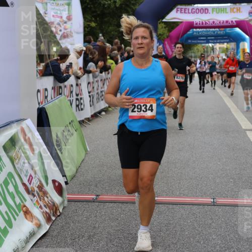 06.09.2026 - CURREX Alsterlauf Strokosch-Dieckow http://msf.ph/oto/10133113 06.09.2026 10:06:56 Ziel 2428, 2459, 2934, 2963, 3303, 3500, 3501, 3502, 3656, 3943, 3945, 5073, 5091, 5143, 5471, 5527, 6285, 8276 meine-sportfotos.de