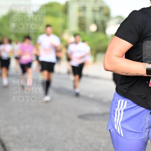 06.09.2026 - CURREX Alsterlauf Dr. Thomas Lammeyer http://msf.ph/oto/10133151 06.09.2026 09:57:45 Laufen  meine-sportfotos.de