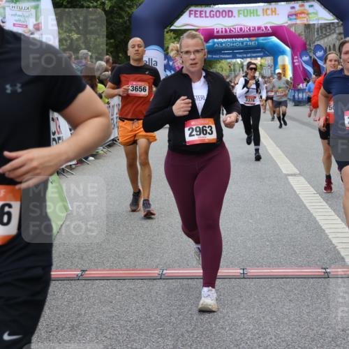 06.09.2026 - CURREX Alsterlauf Strokosch-Dieckow http://msf.ph/oto/10133187 06.09.2026 10:07:00 Ziel 2148, 2459, 2934, 2963, 3303, 3376, 3656, 3943, 3945, 5073, 5091, 5527, 5792, 5937, 8276 meine-sportfotos.de