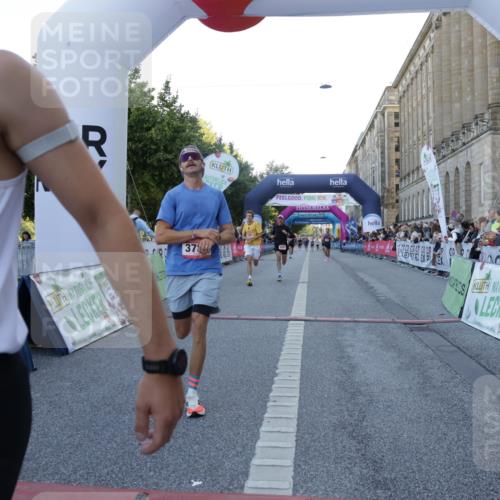 06.09.2026 - CURREX Alsterlauf Yannick Fuchs http://msf.ph/oto/10133190 06.09.2026 09:40:53 Ziel 3786, 4657, 4807, 5343, 5383, 5768, 5954, 6196, 6295 meine-sportfotos.de