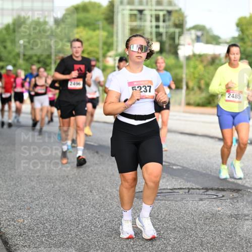 06.09.2026 - CURREX Alsterlauf Dr. Thomas Lammeyer http://msf.ph/oto/10133198 06.09.2026 09:57:49 Laufen 2496, 5237, 2485 meine-sportfotos.de