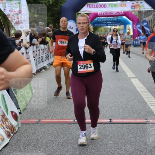 06.09.2026 - CURREX Alsterlauf Strokosch-Dieckow http://msf.ph/oto/10133212 06.09.2026 10:07:00 Ziel 2148, 2459, 2934, 2963, 3303, 3376, 3656, 3943, 3945, 5073, 5091, 5527, 5792, 5937, 8276 meine-sportfotos.de