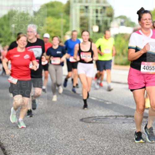 06.09.2026 - CURREX Alsterlauf Dr. Thomas Lammeyer http://msf.ph/oto/10133241 06.09.2026 09:57:53 Laufen 4055 meine-sportfotos.de