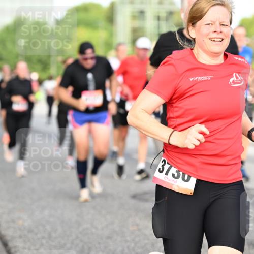 06.09.2026 - CURREX Alsterlauf Dr. Thomas Lammeyer http://msf.ph/oto/10133258 06.09.2026 09:57:55 Laufen 3730, 3424, 0 meine-sportfotos.de