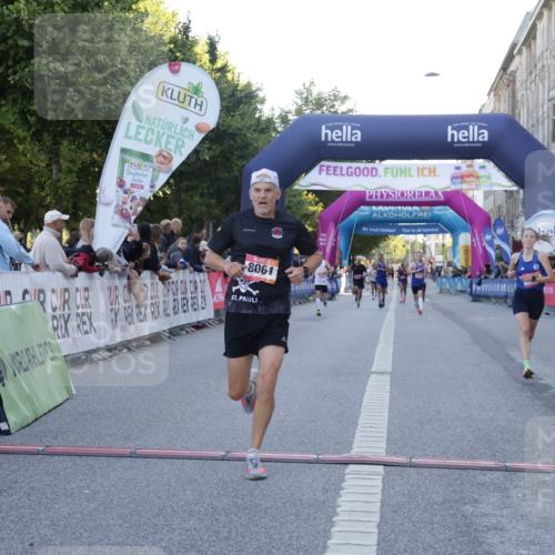 06.09.2026 - CURREX Alsterlauf Yannick Fuchs http://msf.ph/oto/10133379 06.09.2026 09:41:01 Ziel 4172, 4657, 4758, 5383, 5602, 8061 meine-sportfotos.de