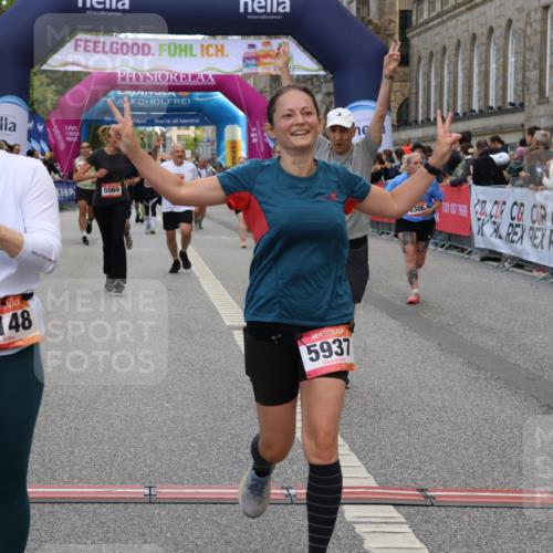 06.09.2026 - CURREX Alsterlauf Strokosch-Dieckow http://msf.ph/oto/10133415 06.09.2026 10:07:05 Ziel 2148, 2355, 2459, 2963, 3103, 3376, 3607, 3656, 4078, 5069, 5073, 5091, 5527, 5792, 5937, 5951, 8276, 8306 meine-sportfotos.de
