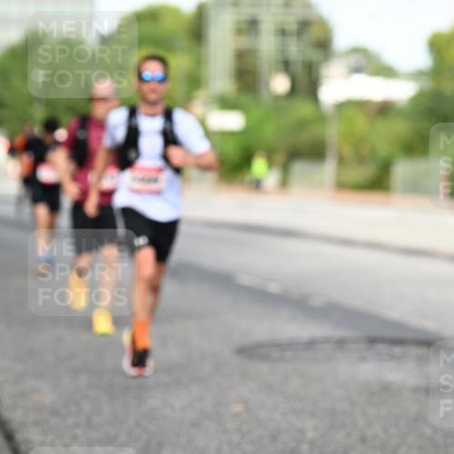 06.09.2026 - CURREX Alsterlauf Dr. Thomas Lammeyer http://msf.ph/oto/10133525 06.09.2026 09:58:26 Laufen  meine-sportfotos.de