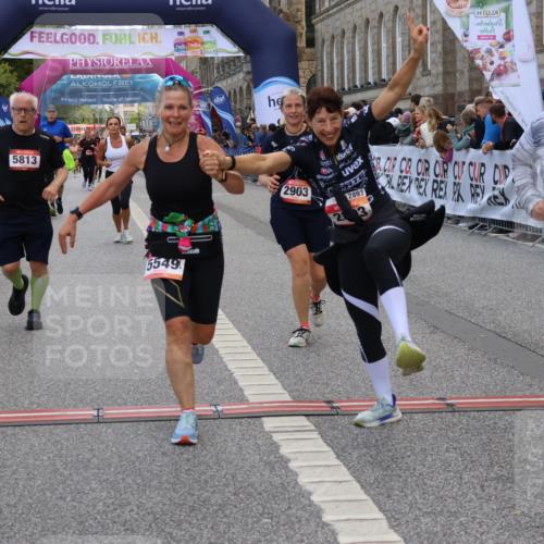 06.09.2026 - CURREX Alsterlauf Strokosch-Dieckow http://msf.ph/oto/10133618 06.09.2026 10:07:16 Ziel 2187, 2893, 2903, 4078, 4140, 5069, 5227, 5549, 5813, 5951, 6214, 8303, 8306 meine-sportfotos.de