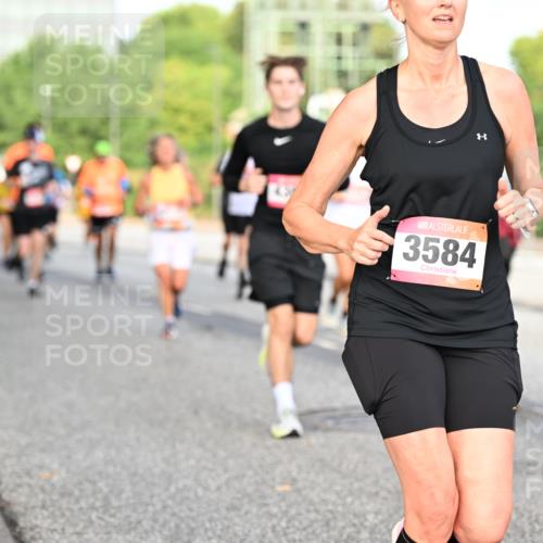 06.09.2026 - CURREX Alsterlauf Dr. Thomas Lammeyer http://msf.ph/oto/10133770 06.09.2026 09:58:50 Laufen 3584 meine-sportfotos.de
