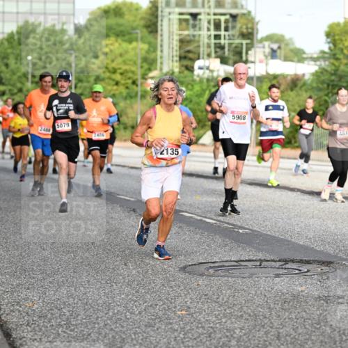 06.09.2026 - CURREX Alsterlauf Dr. Thomas Lammeyer http://msf.ph/oto/10133790 06.09.2026 09:58:51 Laufen 2488, 5079, 2486, 2135, 5908, 4817, 4872 meine-sportfotos.de