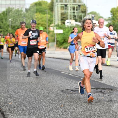 06.09.2026 - CURREX Alsterlauf Dr. Thomas Lammeyer http://msf.ph/oto/10133800 06.09.2026 09:58:52 Laufen 2440, 5079, 2135, 08, 4817 meine-sportfotos.de