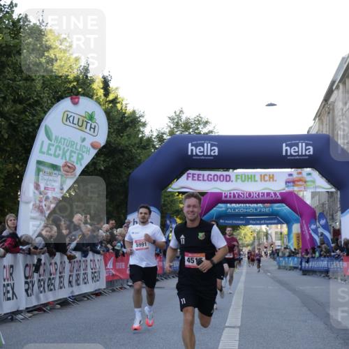 06.09.2026 - CURREX Alsterlauf Yannick Fuchs http://msf.ph/oto/10133859 06.09.2026 09:41:36 Ziel 3779, 4515, 5511, 5676, 5808, 5991, 6122 meine-sportfotos.de