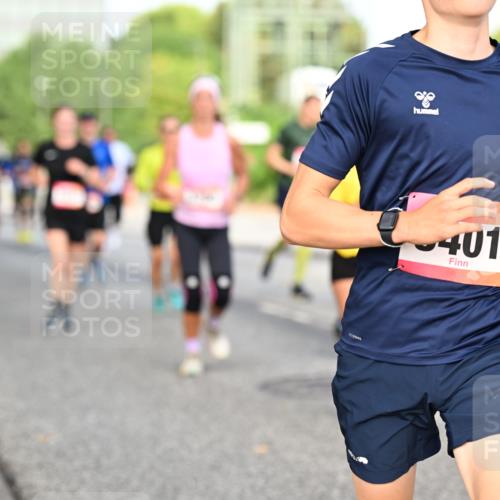 06.09.2026 - CURREX Alsterlauf Dr. Thomas Lammeyer http://msf.ph/oto/10133862 06.09.2026 09:58:58 Laufen 18 meine-sportfotos.de
