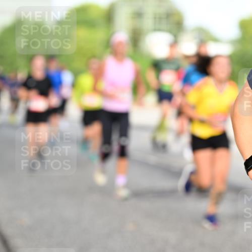 06.09.2026 - CURREX Alsterlauf Dr. Thomas Lammeyer http://msf.ph/oto/10133864 06.09.2026 09:58:58 Laufen  meine-sportfotos.de