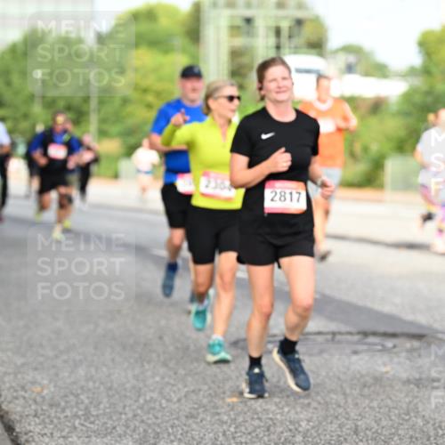 06.09.2026 - CURREX Alsterlauf Dr. Thomas Lammeyer http://msf.ph/oto/10133887 06.09.2026 09:59:00 Laufen 2389, 2817, 37 meine-sportfotos.de