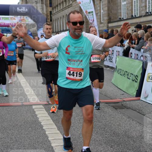 06.09.2026 - CURREX Alsterlauf Strokosch-Dieckow http://msf.ph/oto/10133945 06.09.2026 10:07:51 Ziel 1316, 2123, 2387, 2654, 2933, 3092, 3576, 3705, 3706, 3722, 3723, 3915, 3932, 4419, 4473, 5324, 5338, 5587, 5588, 5791, 5860, 6044, 6176, 6223, 6382 meine-sportfotos.de