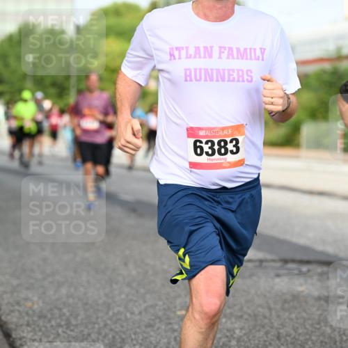 06.09.2026 - CURREX Alsterlauf Dr. Thomas Lammeyer http://msf.ph/oto/10134027 06.09.2026 09:59:13 Laufen 6383, 3221 meine-sportfotos.de