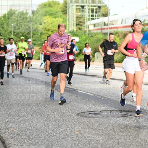 06.09.2026 - CURREX Alsterlauf Dr. Thomas Lammeyer http://msf.ph/oto/10134051 06.09.2026 09:59:14 Laufen 7, 3252, 653, 3465, 3338, 5552, 6219 meine-sportfotos.de