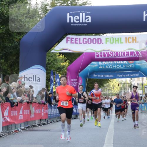 06.09.2026 - CURREX Alsterlauf Yannick Fuchs http://msf.ph/oto/10134055 06.09.2026 09:41:46 Ziel 2319, 3201, 3779, 4125, 4483, 5991 meine-sportfotos.de
