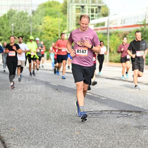 06.09.2026 - CURREX Alsterlauf Dr. Thomas Lammeyer http://msf.ph/oto/10134063 06.09.2026 09:59:15 Laufen 5653, 3252, 8147, 5552, 35 meine-sportfotos.de