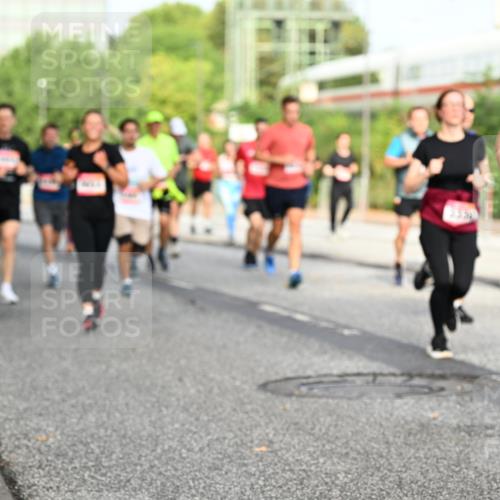 06.09.2026 - CURREX Alsterlauf Dr. Thomas Lammeyer http://msf.ph/oto/10134082 06.09.2026 09:59:17 Laufen 8147 meine-sportfotos.de