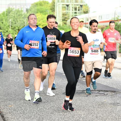 06.09.2026 - CURREX Alsterlauf Dr. Thomas Lammeyer http://msf.ph/oto/10134116 06.09.2026 09:59:20 Laufen 2622, 3252, 5659, 5653, 2005, 5465, 4325, 6203 meine-sportfotos.de